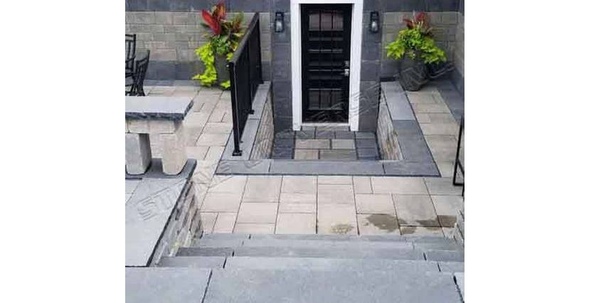 NATURAL STONE TREADS